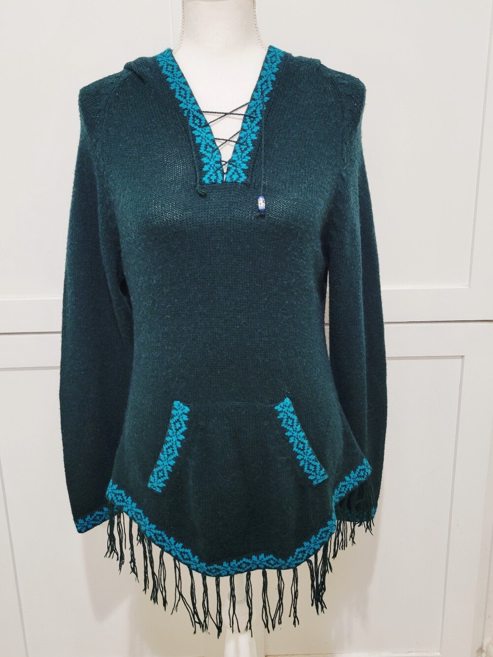 The Alpaca Connection Hand Knit Alpaca Blend Hooded Fringed Sweater | Size M